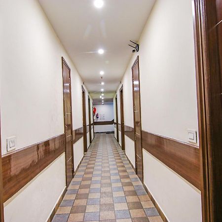 OYO 81174 Hotel Lime Wood Mohali Buitenkant foto