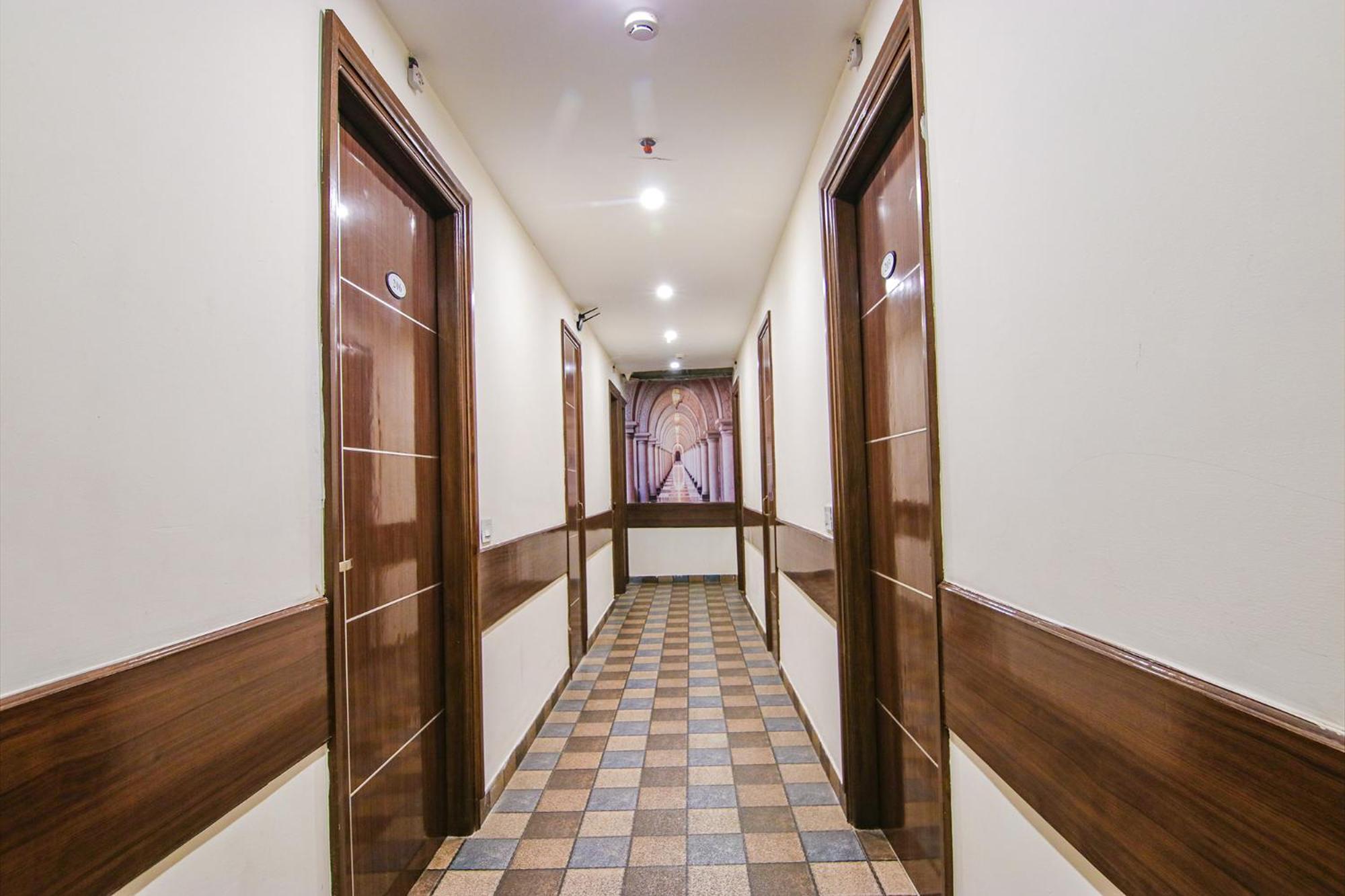 OYO 81174 Hotel Lime Wood Mohali Buitenkant foto