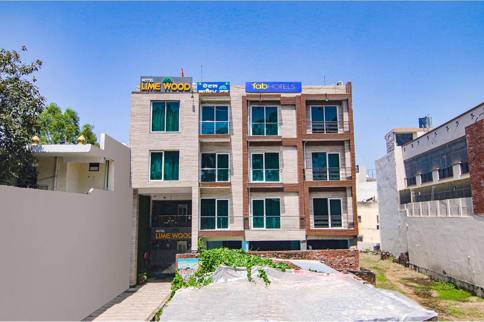 OYO 81174 Hotel Lime Wood Mohali Buitenkant foto
