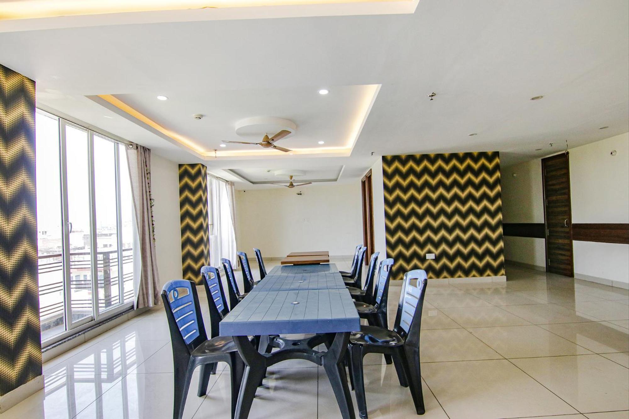 OYO 81174 Hotel Lime Wood Mohali Buitenkant foto