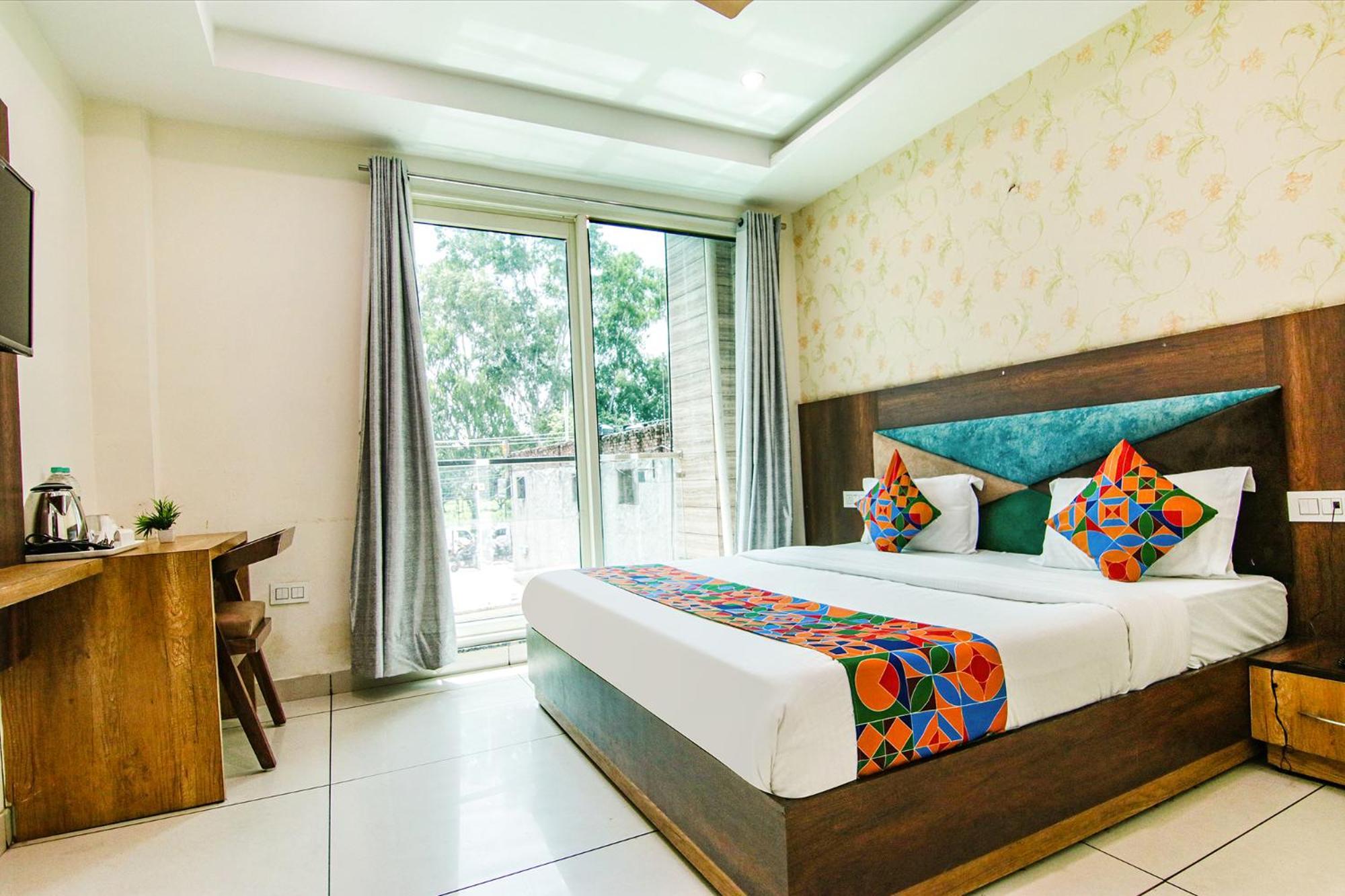OYO 81174 Hotel Lime Wood Mohali Buitenkant foto
